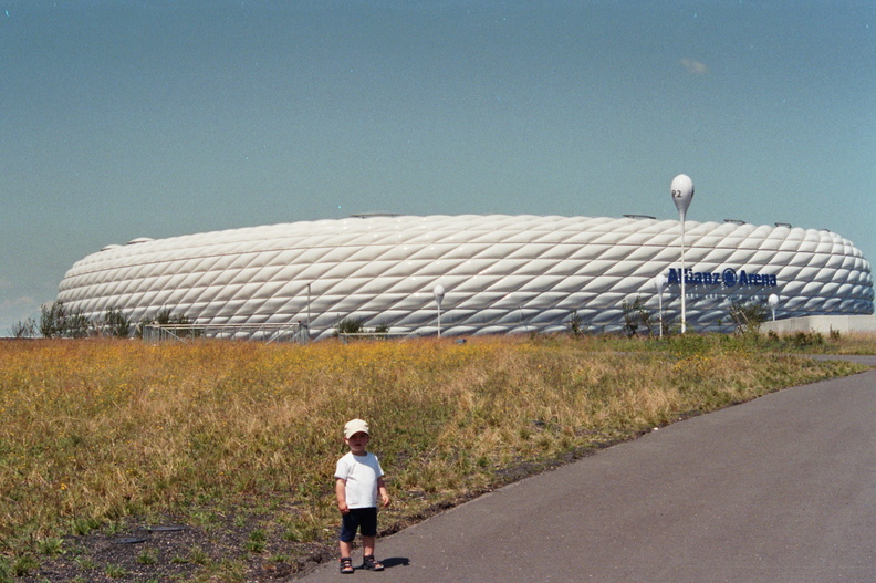 Allianz-Arena.jpg