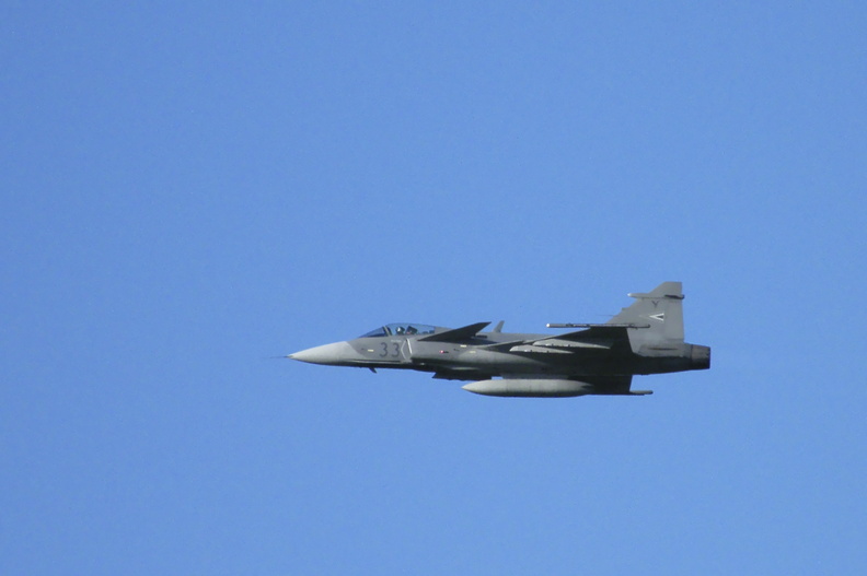 t_f_Saab_JAS_39_Gripen_II.jpg